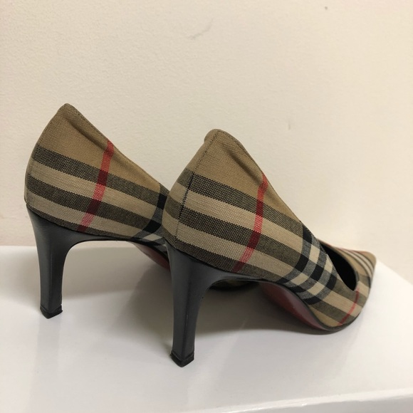 Burberry Nova Check Pointed-Toe Pumps - Picture 4 of 4